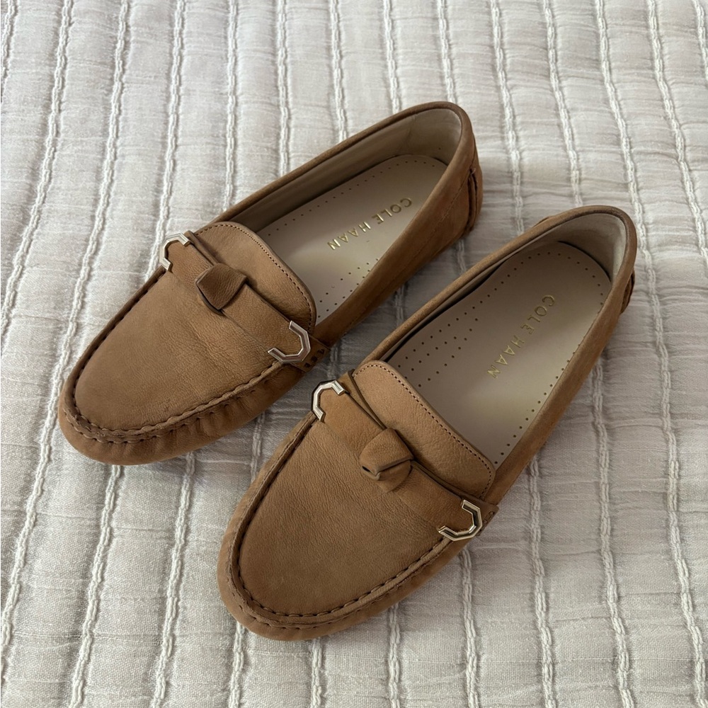Cole Haan Evelyn Bow Driver Flats Loafers Tan‎ Leather Women’s 5.5C - Picture 2 of 8